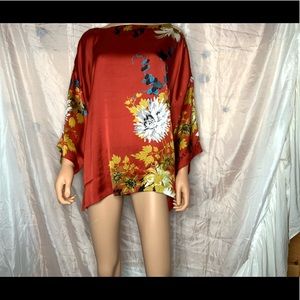 Soft Surroundings red Asian print top.  Size Large